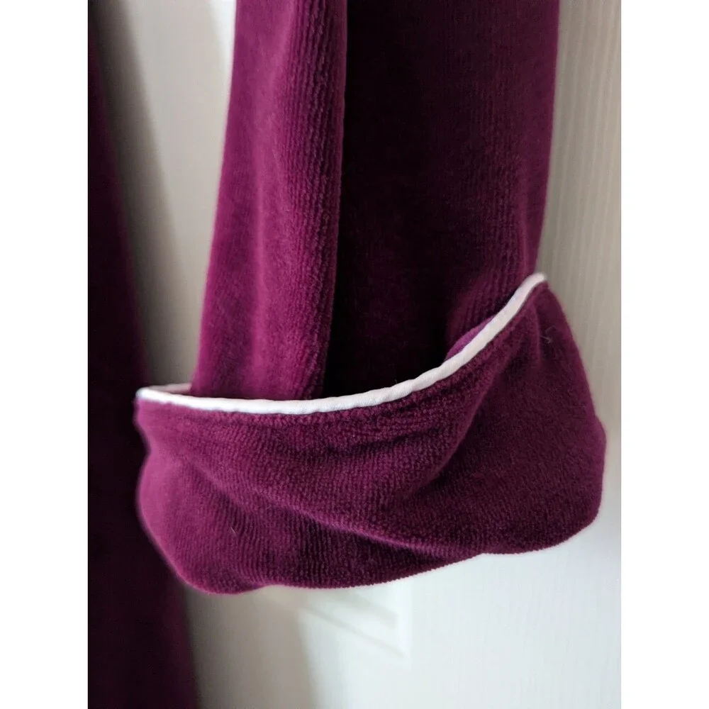 VTG Eileen West Velour Long Robe Womens Large Maroon Belted Stretch Back Lounge